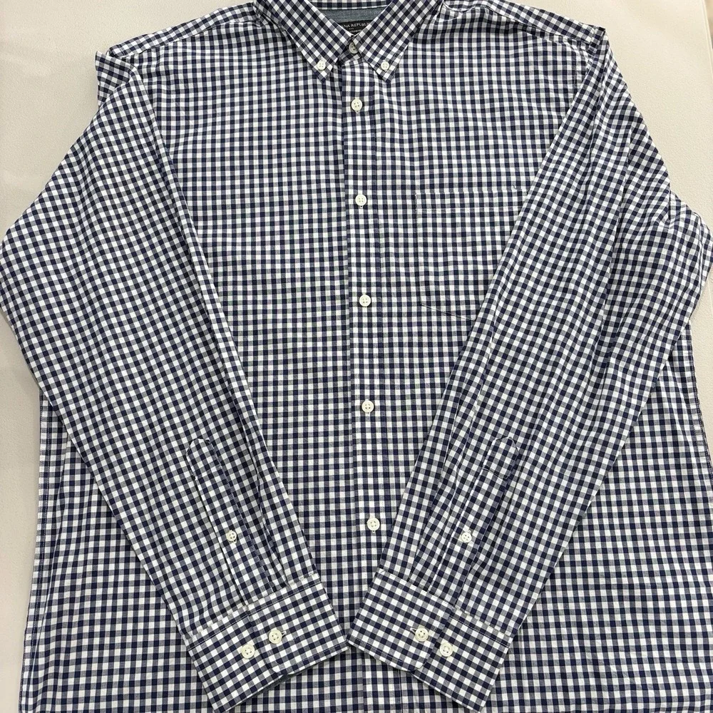 Banana Republic Men XL Navy Gingham Button Down Shirt Soft Wash Standard Fit